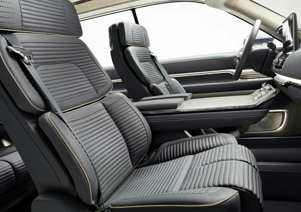 Lincoln Navigator konsepti kabin detayları
