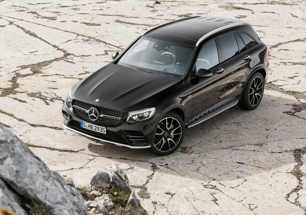 Mercedes-AMG GLC 43 4MATIC yan görünüm