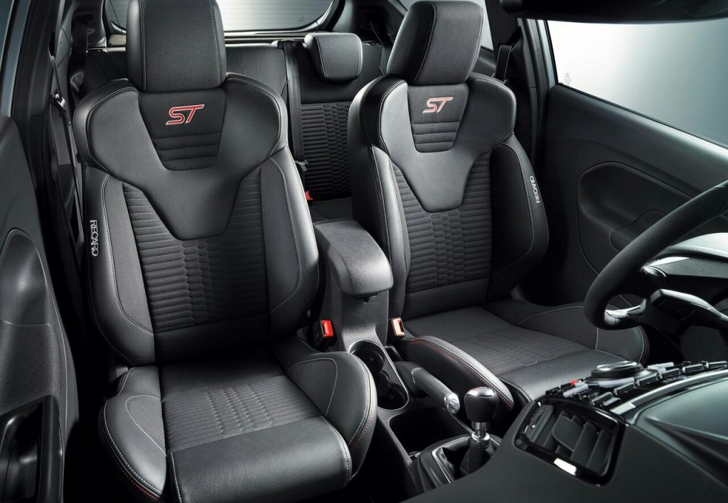 Fiesta ST200 Recaro koltuklu kabin