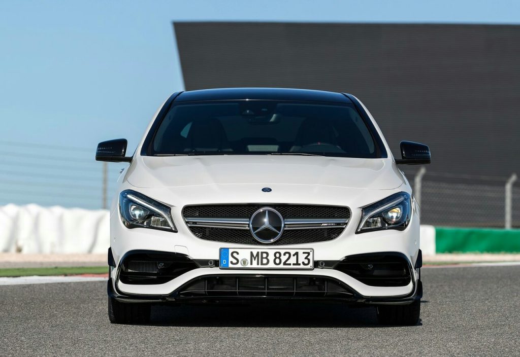 Mercedes-AMG CLA 45 ön görünüm