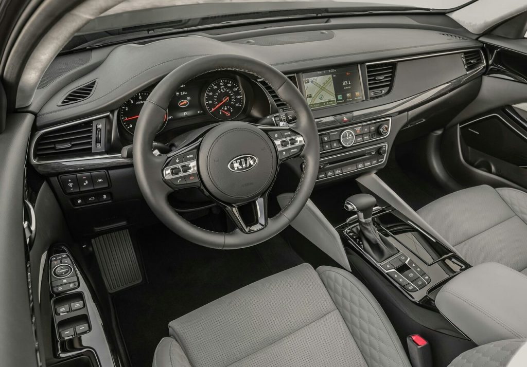 Kia Cadenza arşiv galeri görseli