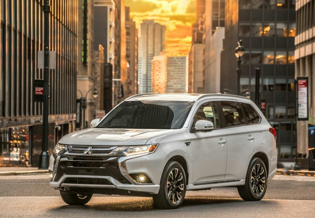 Mitsubishi Outlander PHEV dış tasarım