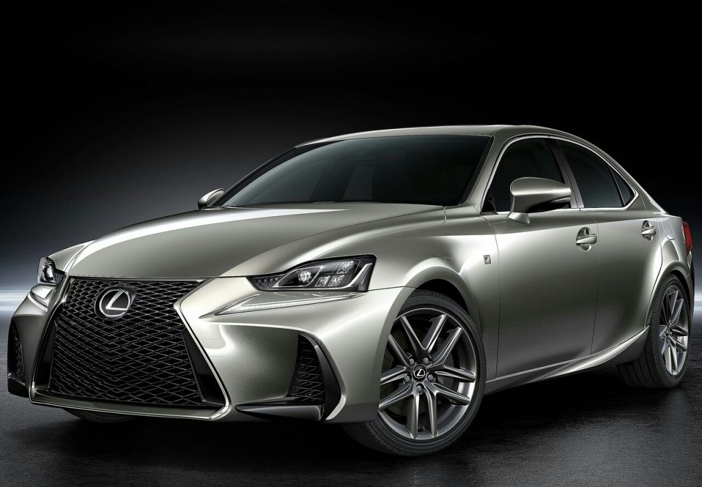 Lexus IS arka tasarım