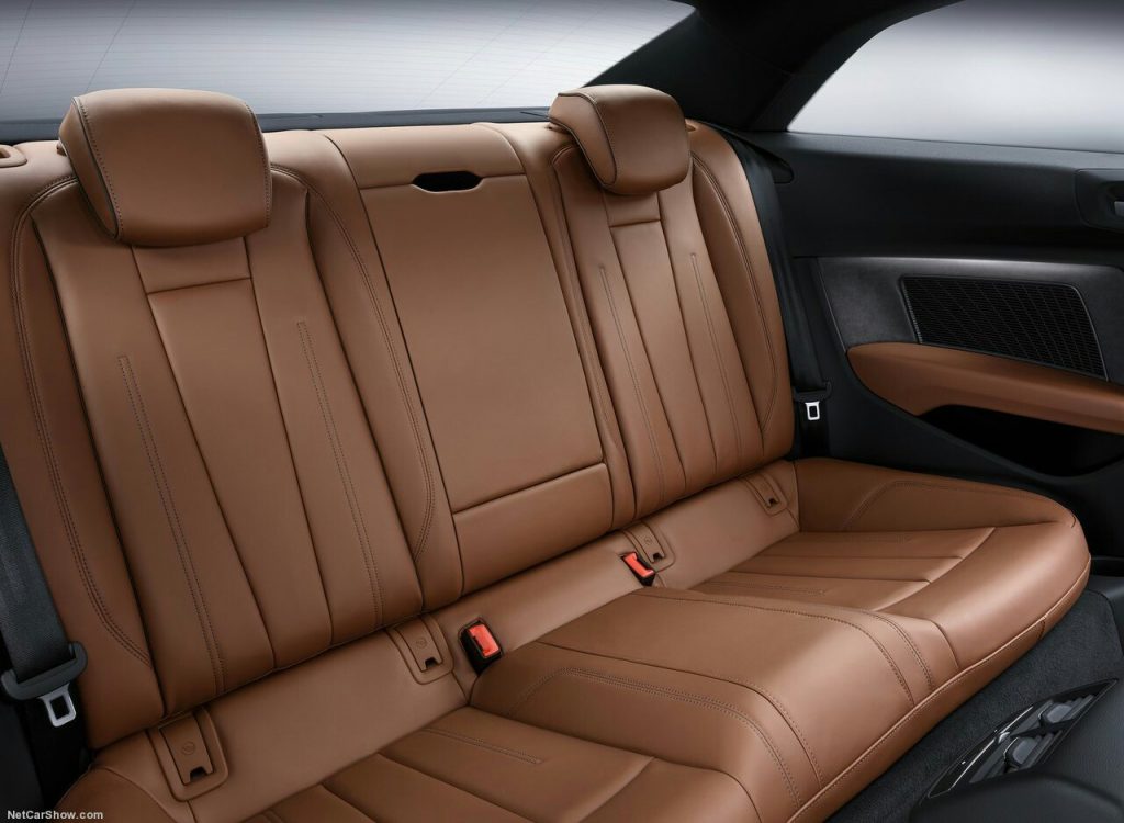Audi A5 Coupe arka koltuklar