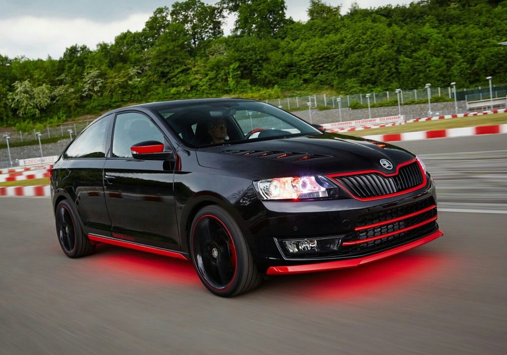 Atero iki kapılı coupe gövde oranları