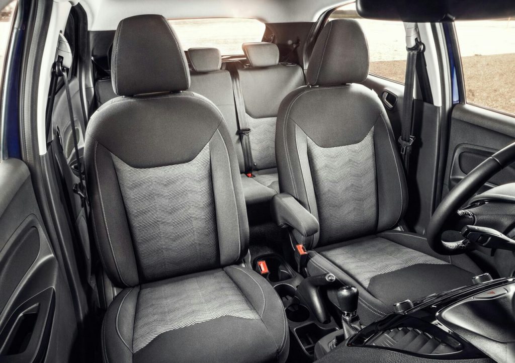 Ford Ka Plus arka koltuk alanı