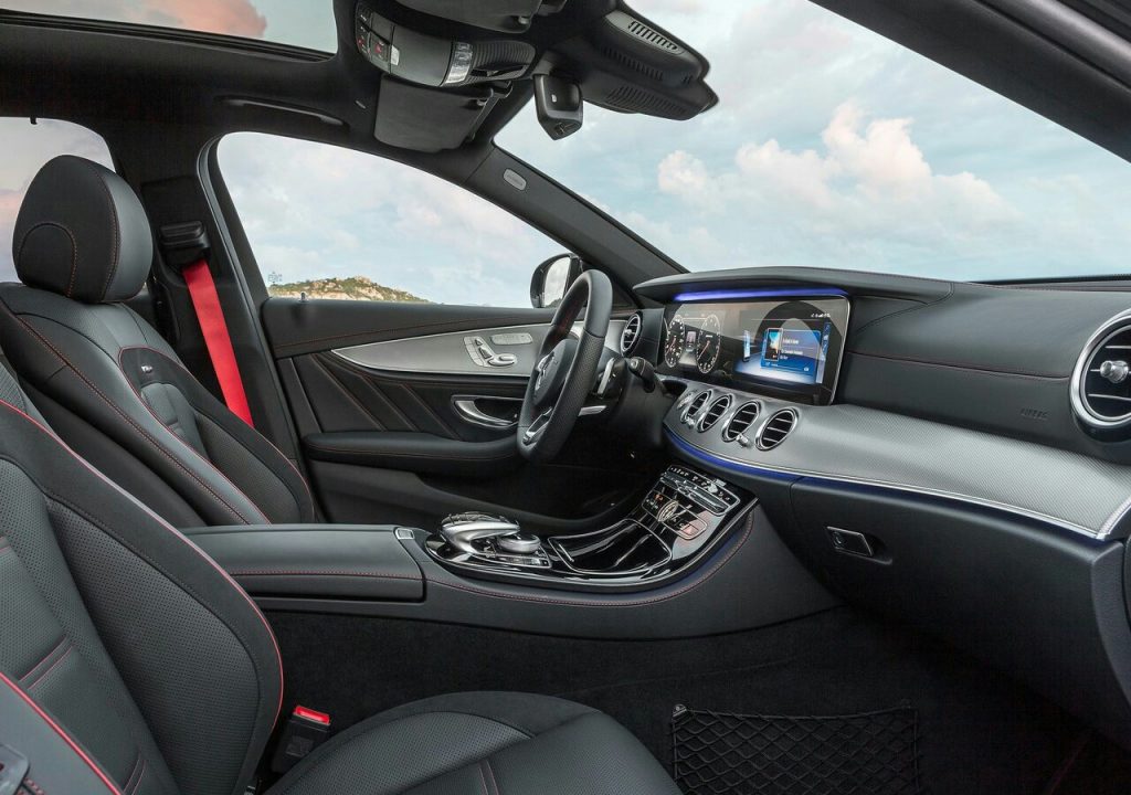 Mercedes-AMG E 43 4MATIC Estate ön kabin