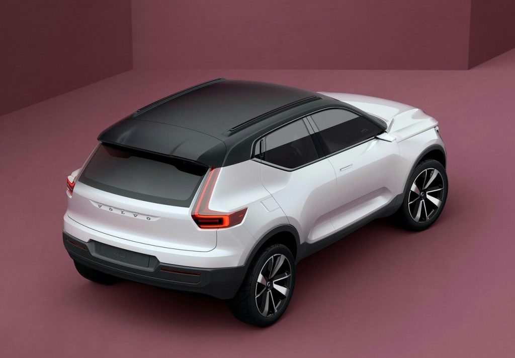 Volvo 40.1 konsepti arka ve yan gövde görünümü