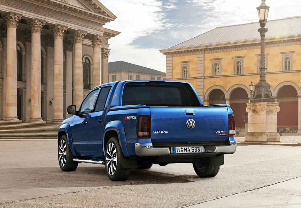 Volkswagen Amarok V6 TDI arka görünümü