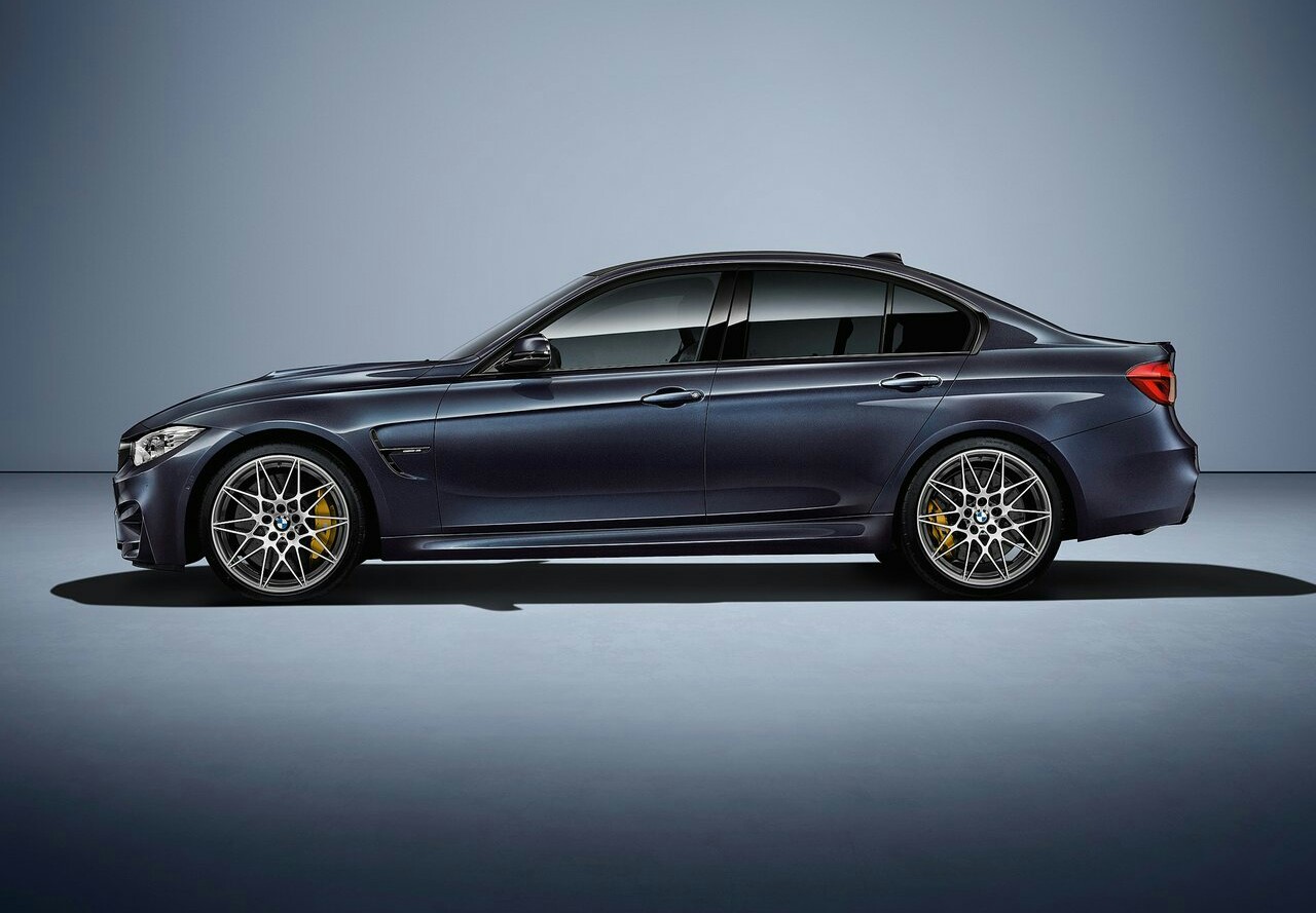 Macao Blue M3 30 Jahre yan profil