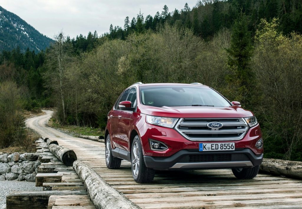 Ford Edge yan gövde görünümü arşiv fotoğrafı