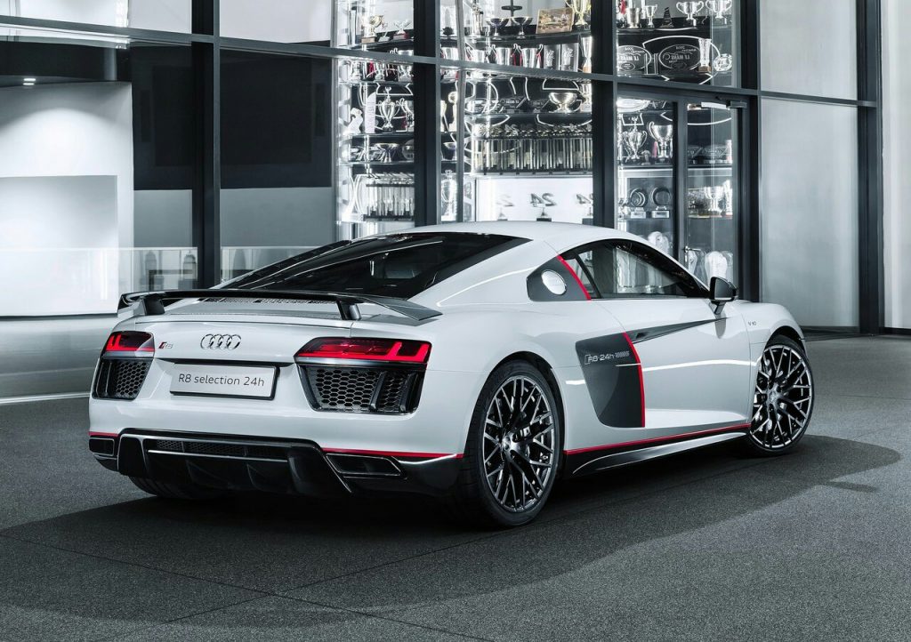 Audi R8 selection 24h arka üç çeyrek görünüm