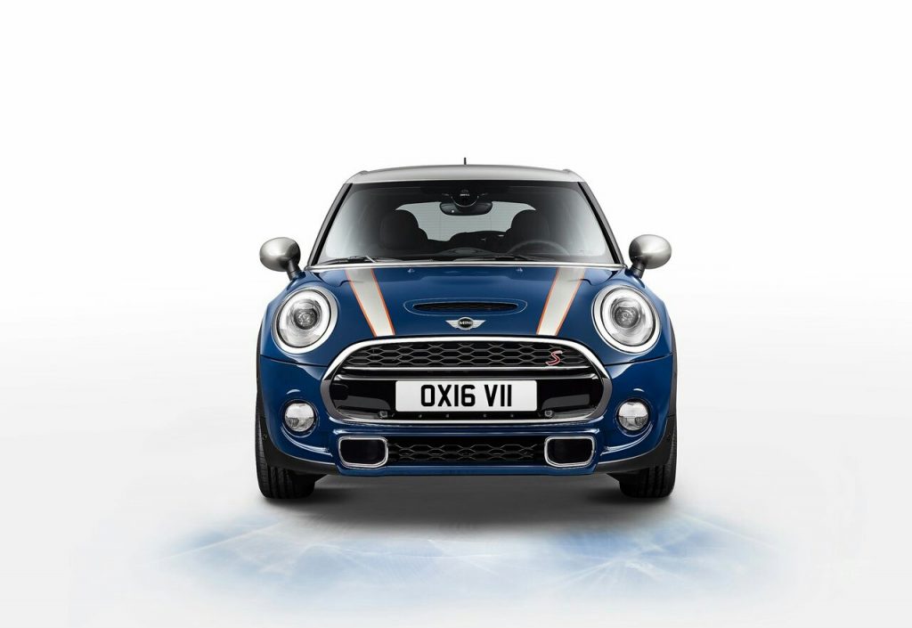 MINI Cooper S 5 Door Seven ön görünümü