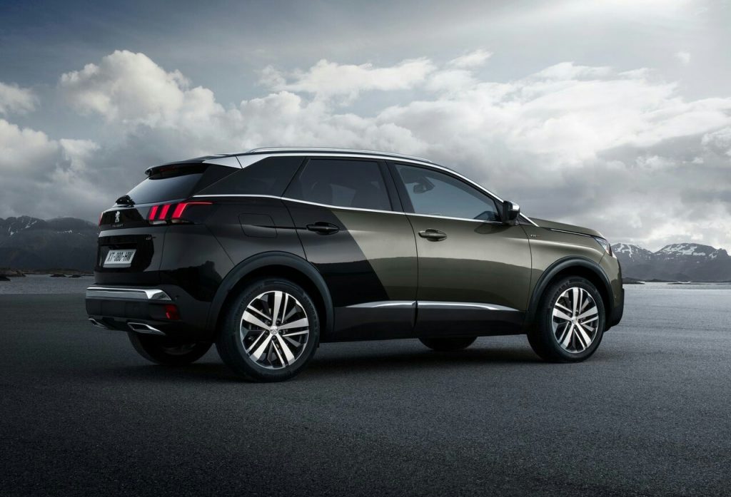 Peugeot 3008 GT Coupe Franche arka yan görünüm