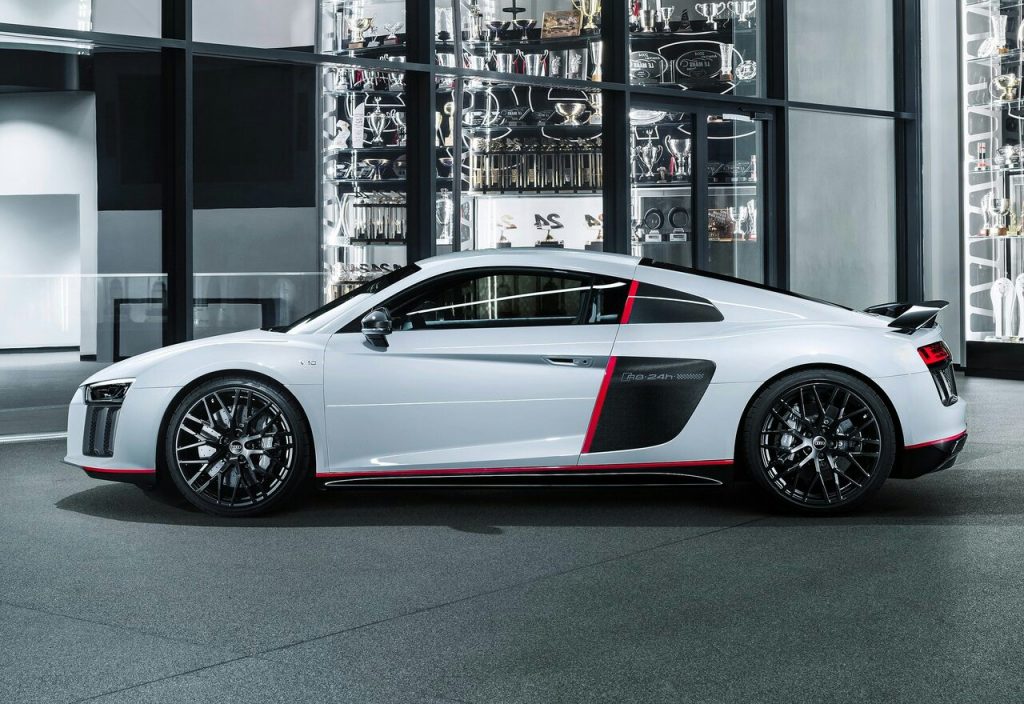 Audi R8 selection 24h yan profil ve sideblade detayı