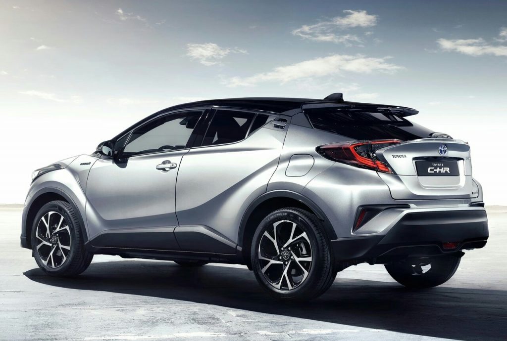 C-HR kabin ve gösterge paneli