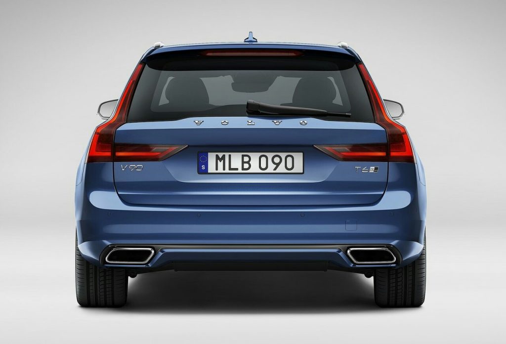 Volvo V90 iç mekan arşiv görseli