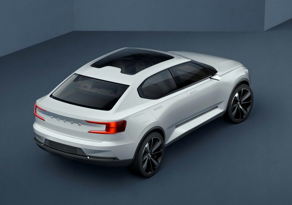 Volvo 40.2 konsept üstten arka görünüm
