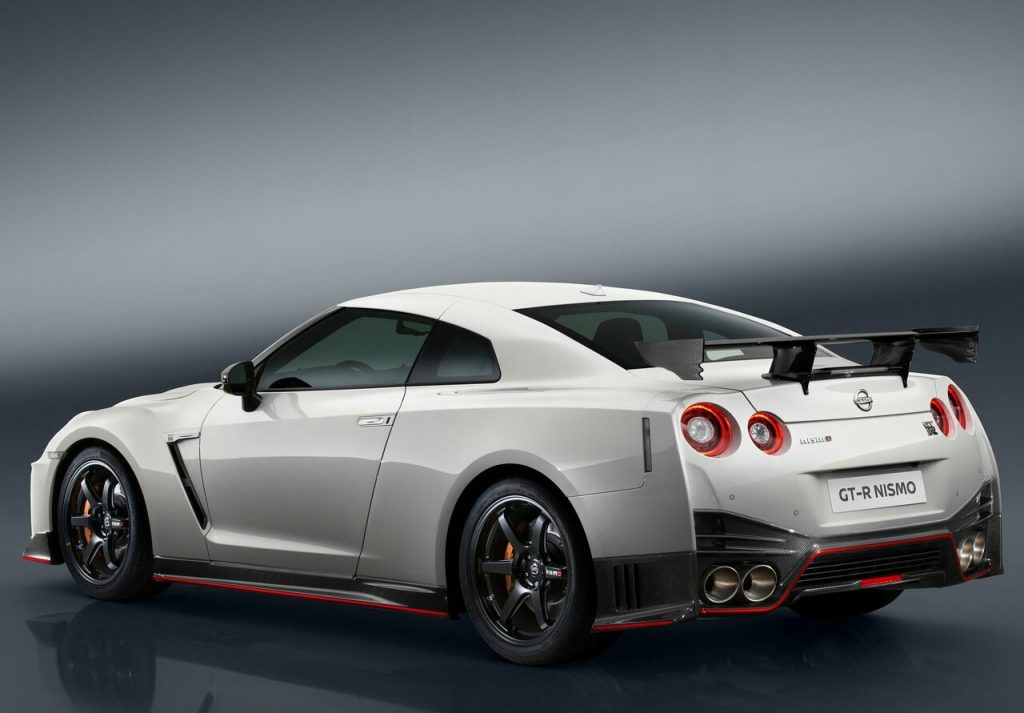 Nissan GT-R Nismo gövde detayları arşiv görseli
