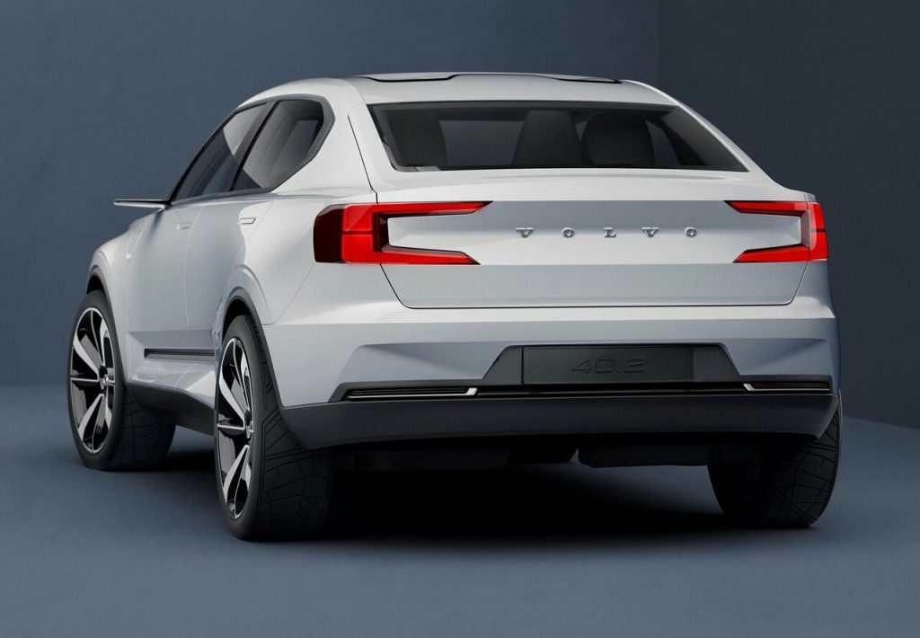 Volvo 40.2 konsept arka üç çeyrek görünüm