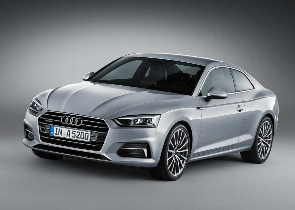 2017 Audi A5 Coupe ön üç çeyrek görünüm