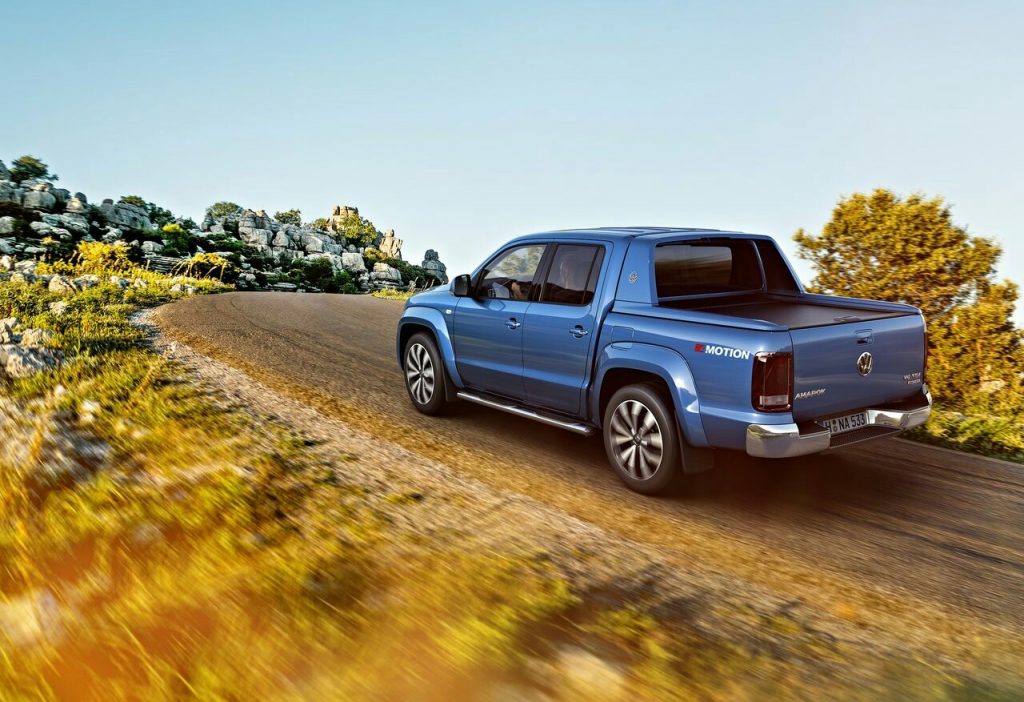Volkswagen Amarok 4MOTION arka üç çeyrek görünümü