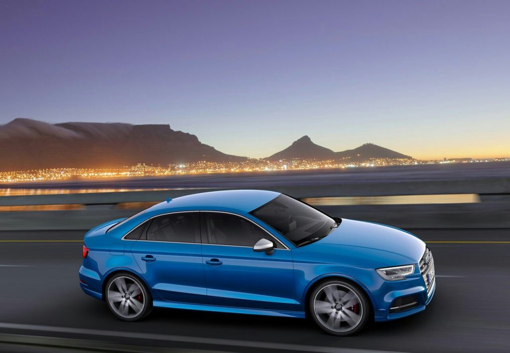 Audi S3 Sedan gövde ve jant tasarımı