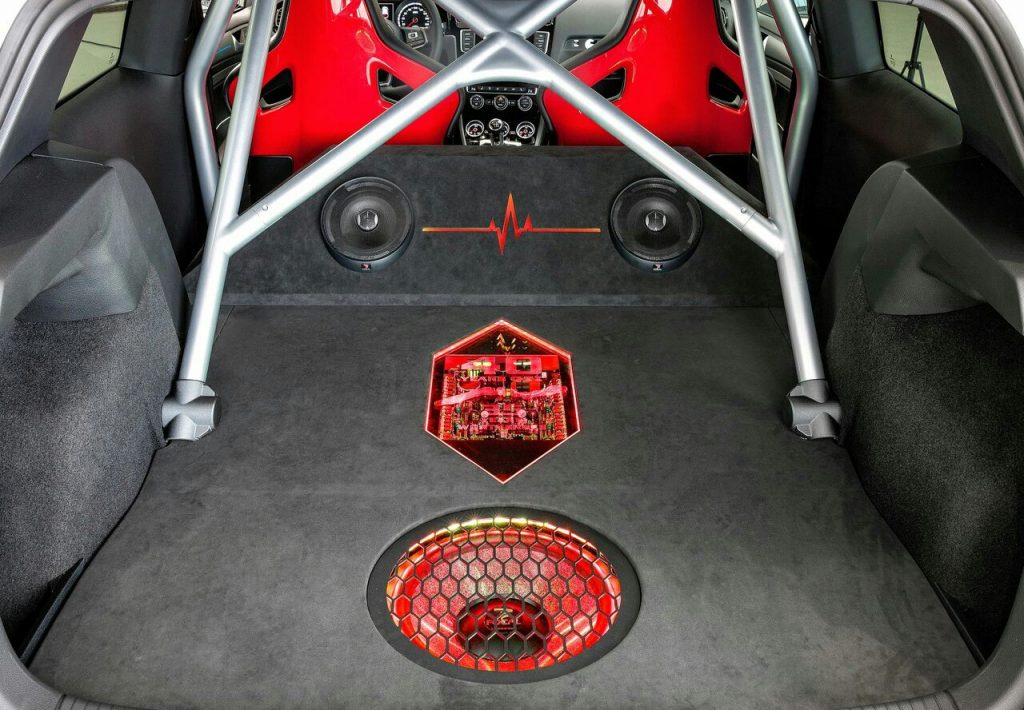 Golf GTI Heartbeat arka bölüm ses sistemi