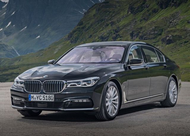 2017 BMW 740Le xDrive iPerformance arşiv görseli