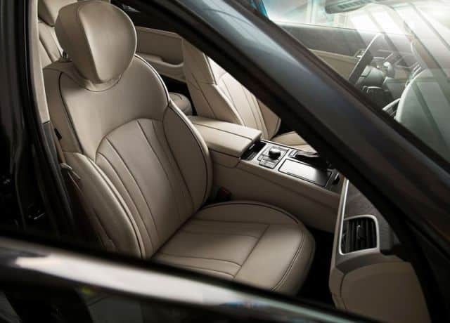 Genesis G80 kabin görünümü