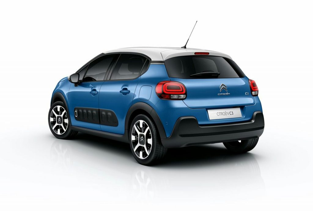 Citroen C3 mavi gövde arka üç çeyrek görünüm