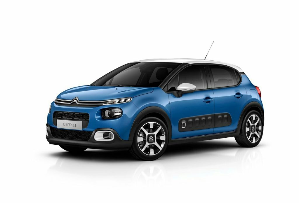 Citroen C3 mavi gövde ön üç çeyrek görünüm