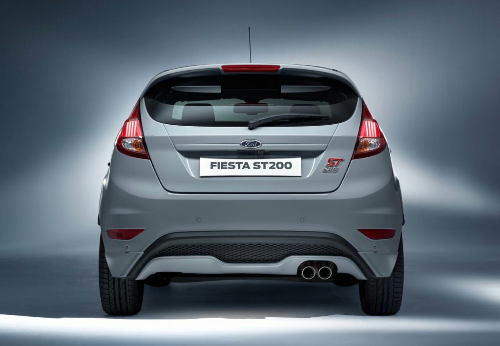 Ford Fiesta ST200 arşiv görseli 12