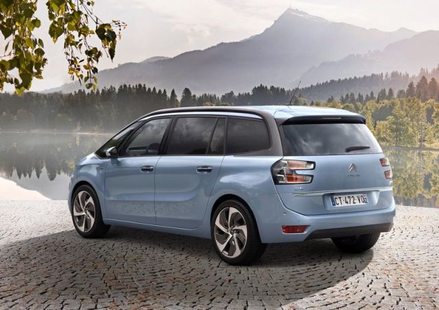 Grand C4 Picasso arka yan görünüm