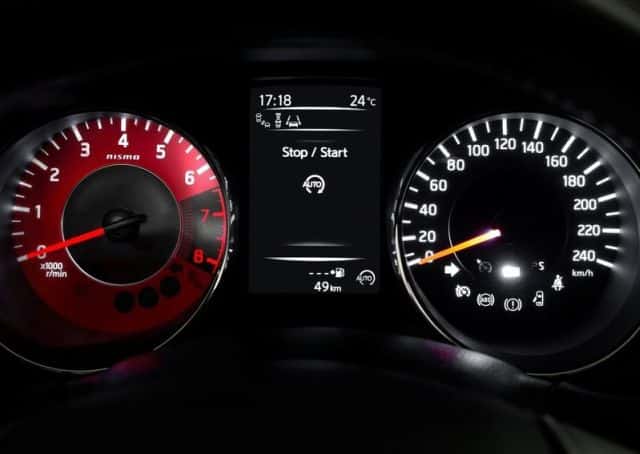 Pulsar NISMO Concept gösterge paneli