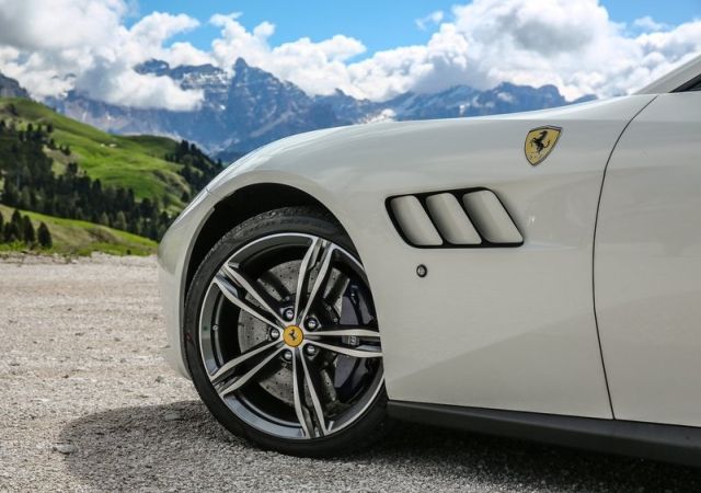 Ferrari GTC4Lusso arşiv fotoğrafı