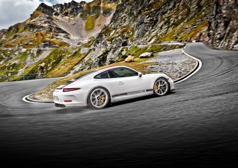 911 R arşiv görseli 4