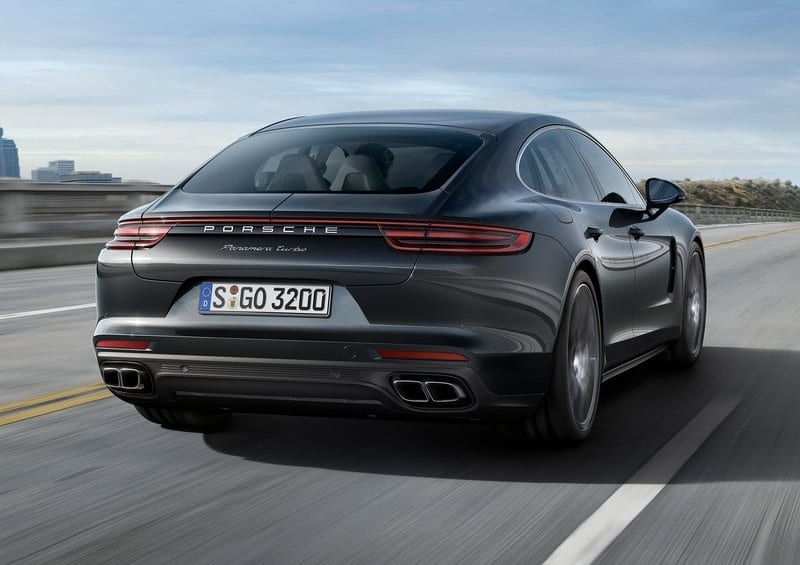 İkinci nesil Panamera iç mekân görünümü
