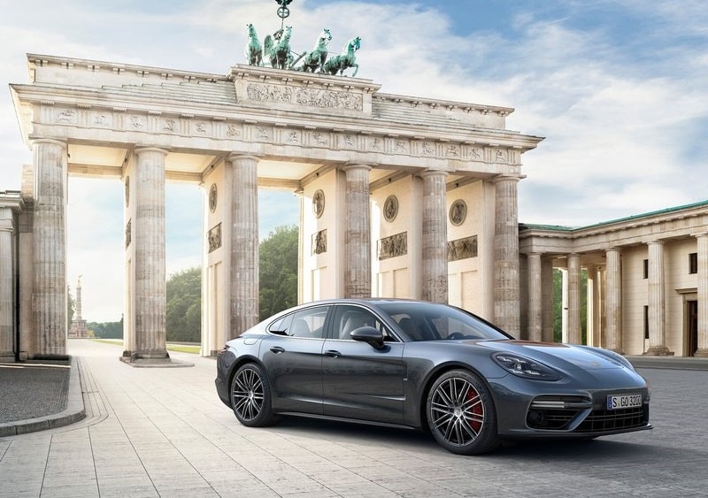 Porsche Panamera tekerlek ve gövde oranları