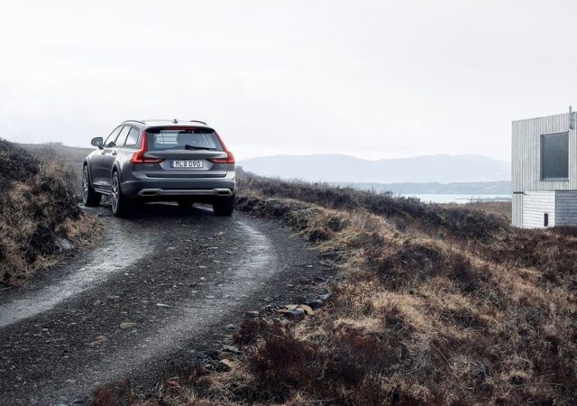 V90 Cross Country iç mekân ayrıntıları
