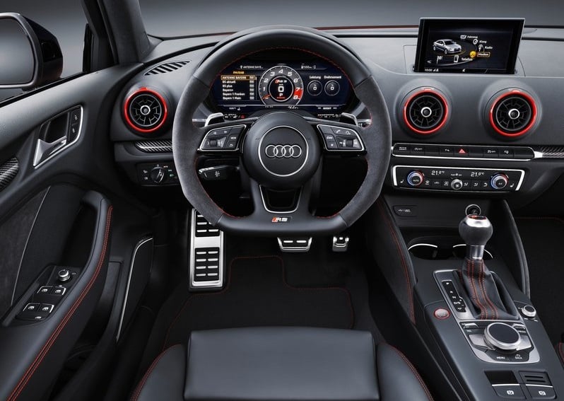 Audi RS 3 Sedan arşiv görseli 11