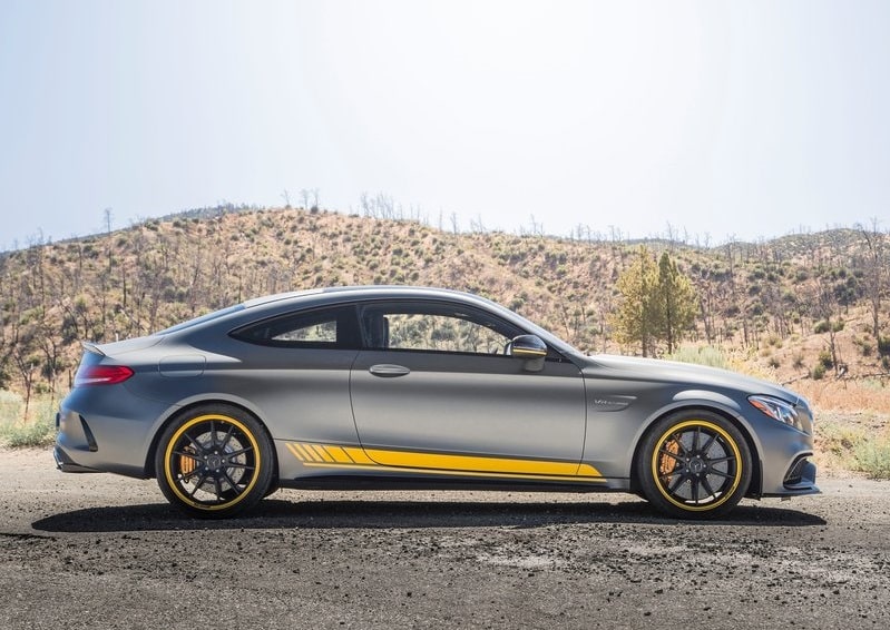Mercedes-AMG C63 S Coupe Edition 1 jant ve yan görünüş