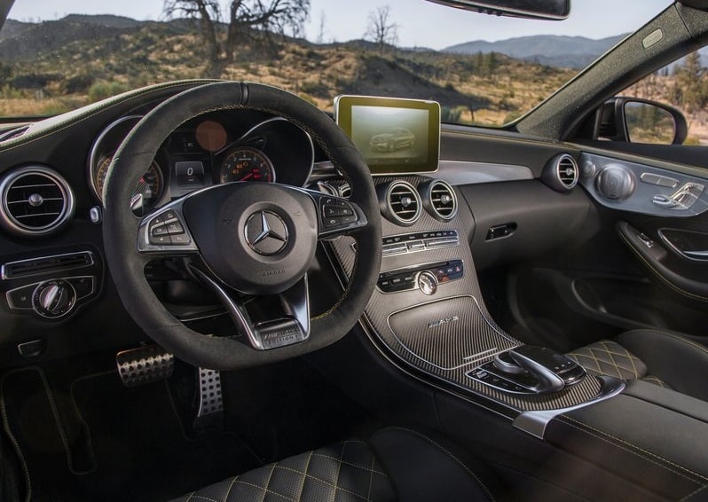 Mercedes-AMG C63 S Coupe ön koltuklar