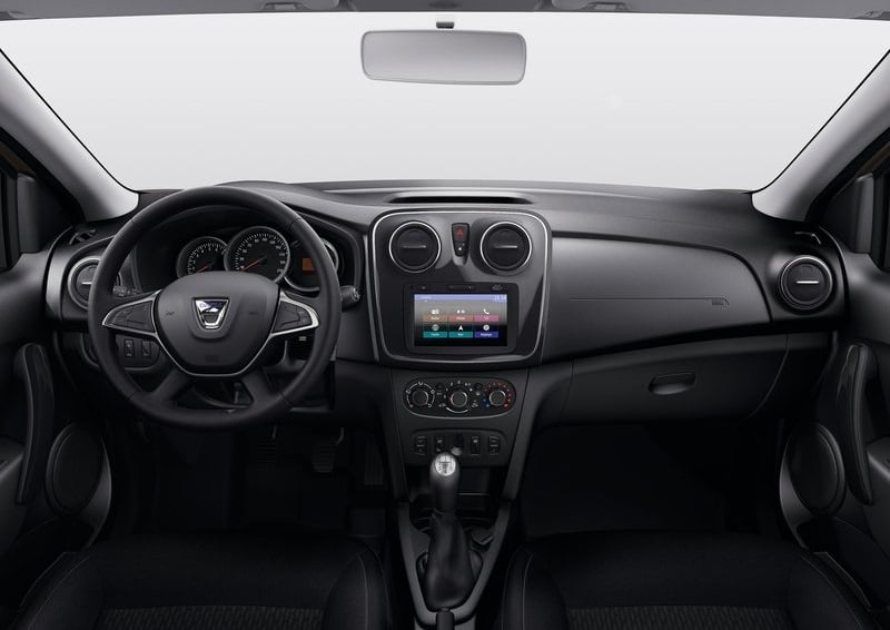 Dacia Logan makyajlı sedan arşiv fotoğrafı 6