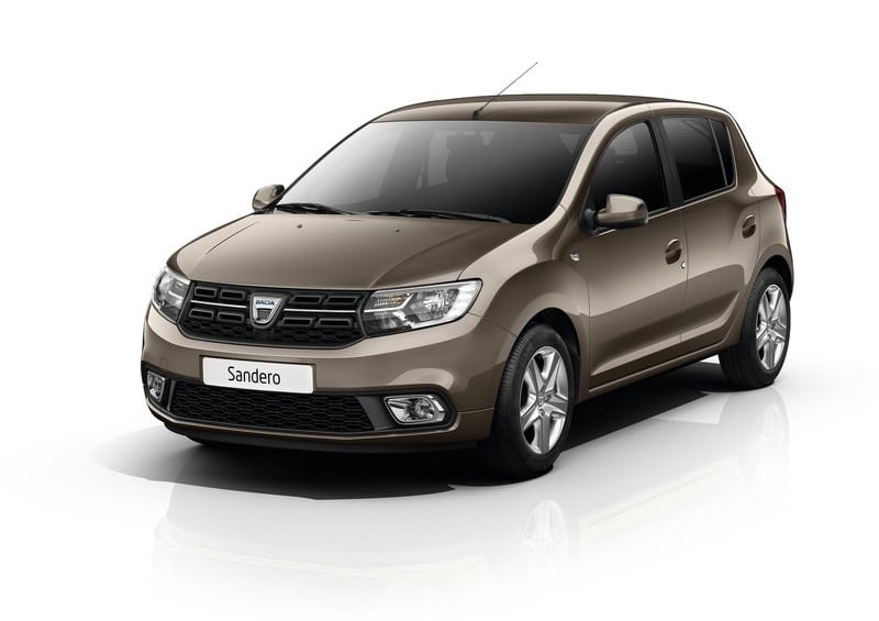 2017 Dacia Sandero ön üç çeyrek görünümü