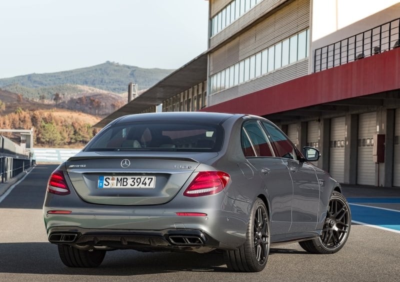 AMG E Serisi sedan