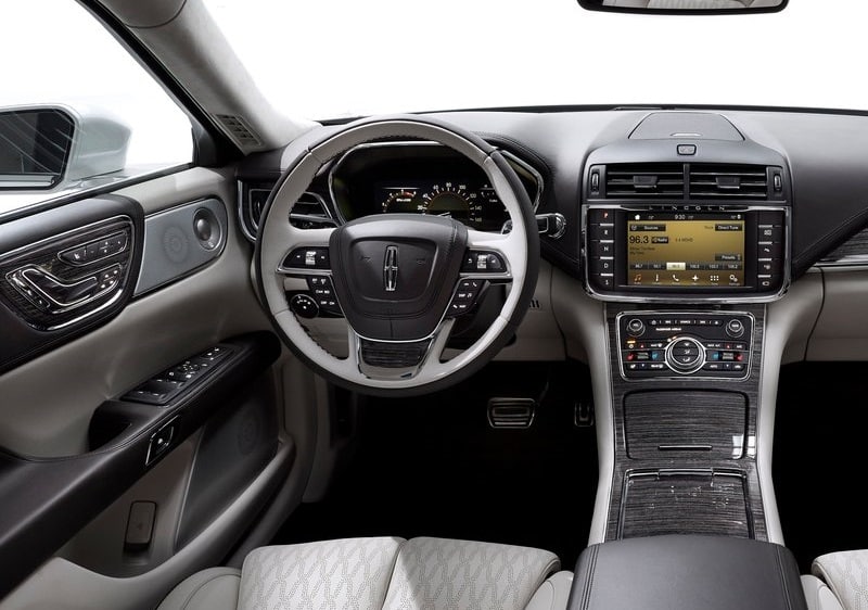 Lincoln Continental arşiv görseli 6