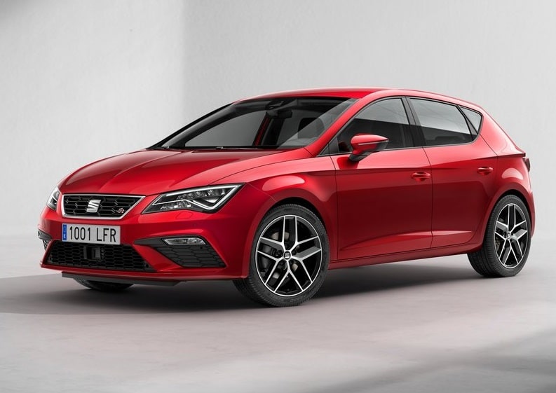 Kırmızı Seat Leon beş kapılı ön ve yan görünüm