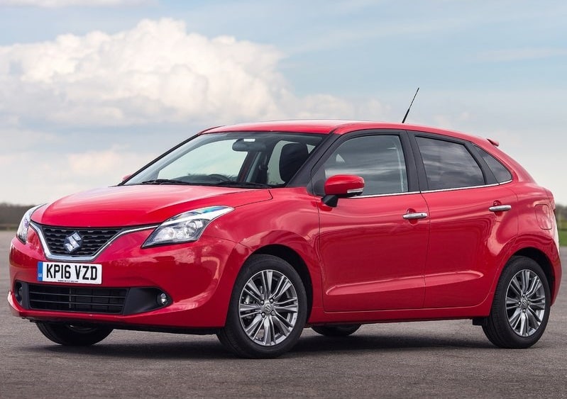 Suzuki Baleno arka üç çeyrek görünümü