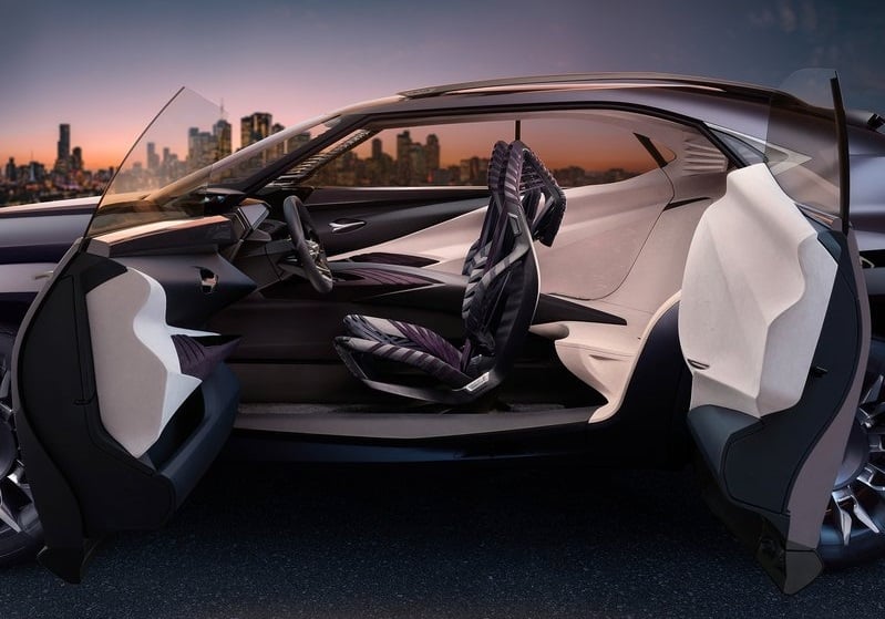 UX Concept Paris gösterim otomobili
